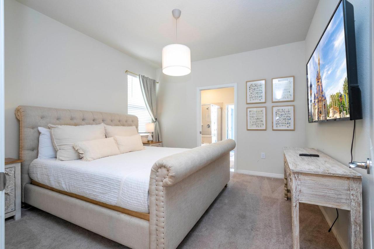 20% Off Brand New 6bd 4 5ba Private Pool Windsor Island Holiday home Davenport