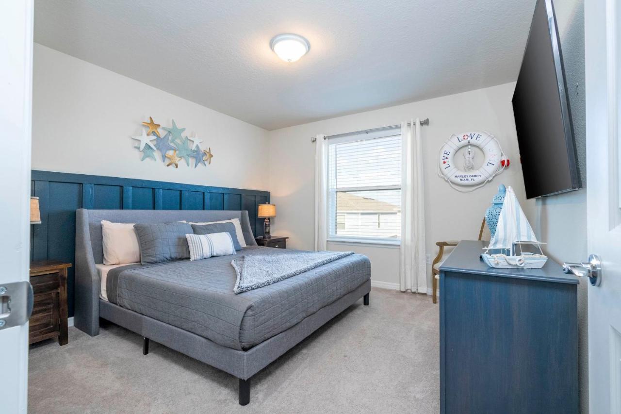 Holiday home 20% Off Brand New 6bd 4 5ba Private Pool Windsor Island Davenport