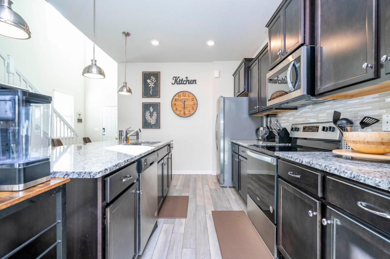 20% Off Brand New 6bd 4 5ba Private Pool Windsor Island * Davenport
