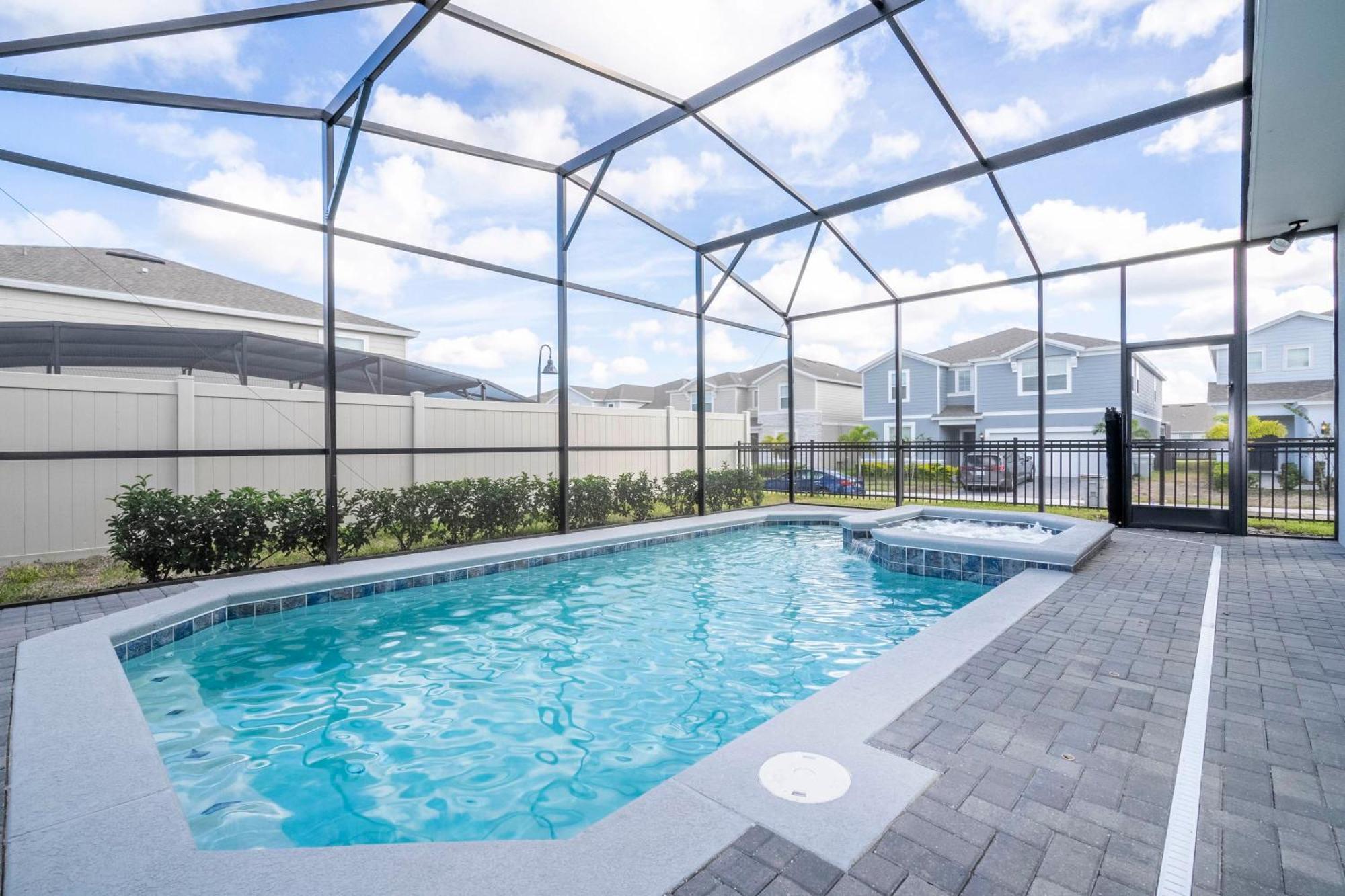 Holiday home 20% Off Brand New 6bd 4 5ba Private Pool Windsor Island *